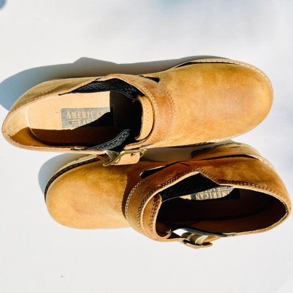 American Eagle Ankle Boot, Lug Sole- Light Brown Suede, Size 7.5, Brand New - Picture 4 of 5